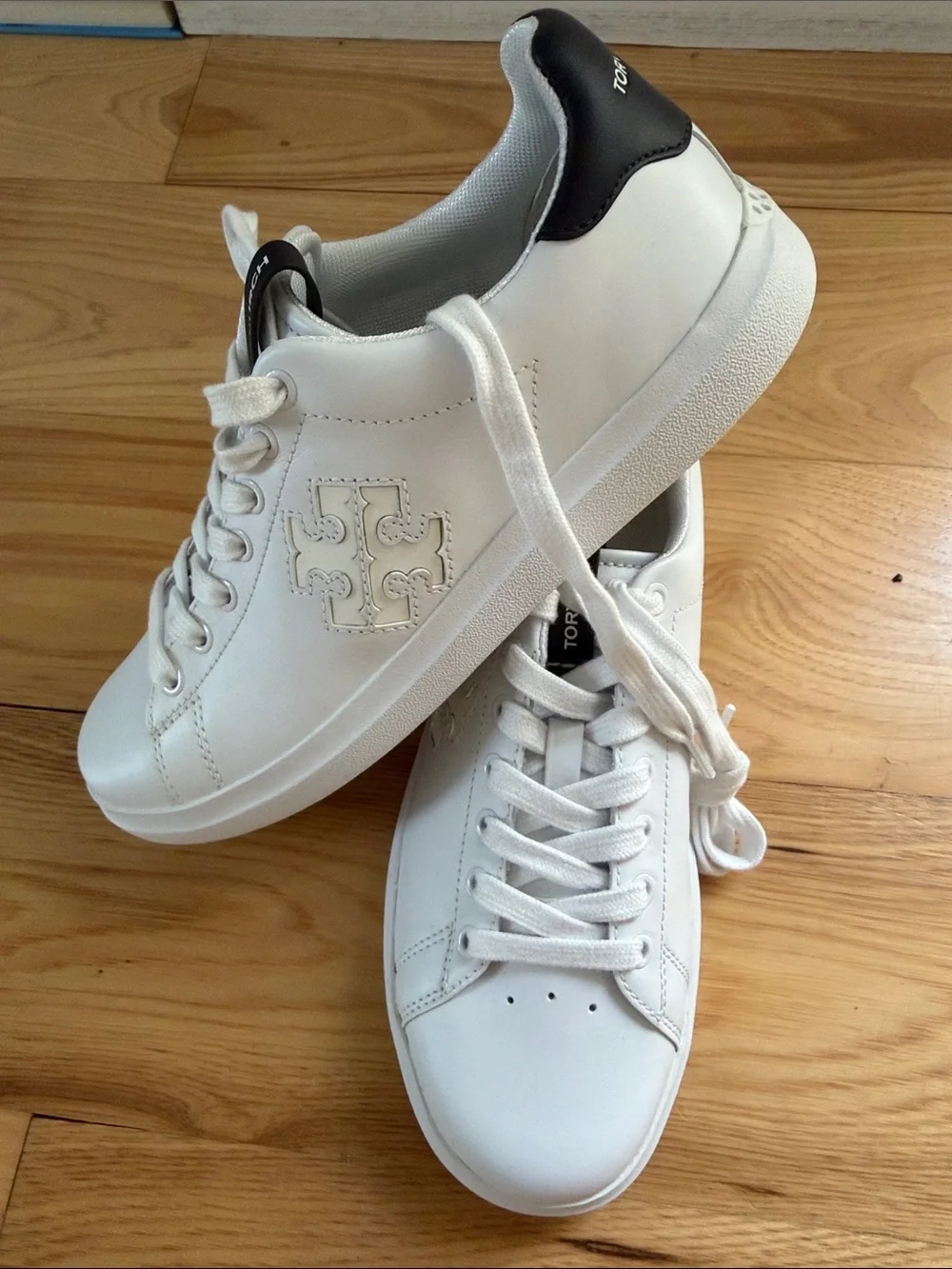 Tory Burch White Leather Low-Top Sneakers with Black Heel